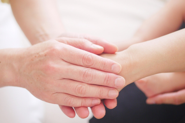 reiki energy healing hands